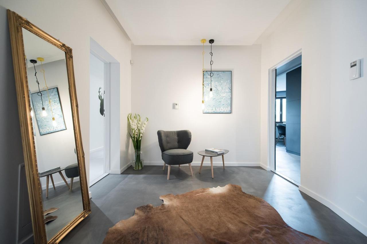 Premium Apartment For Old Town & Jewish Quarter - Balcony Plus Pool Onsite Krakow Dış mekan fotoğraf
