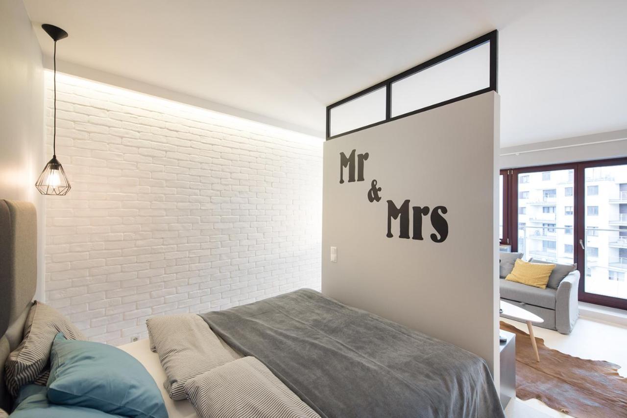 Premium Apartment For Old Town & Jewish Quarter - Balcony Plus Pool Onsite Krakow Dış mekan fotoğraf