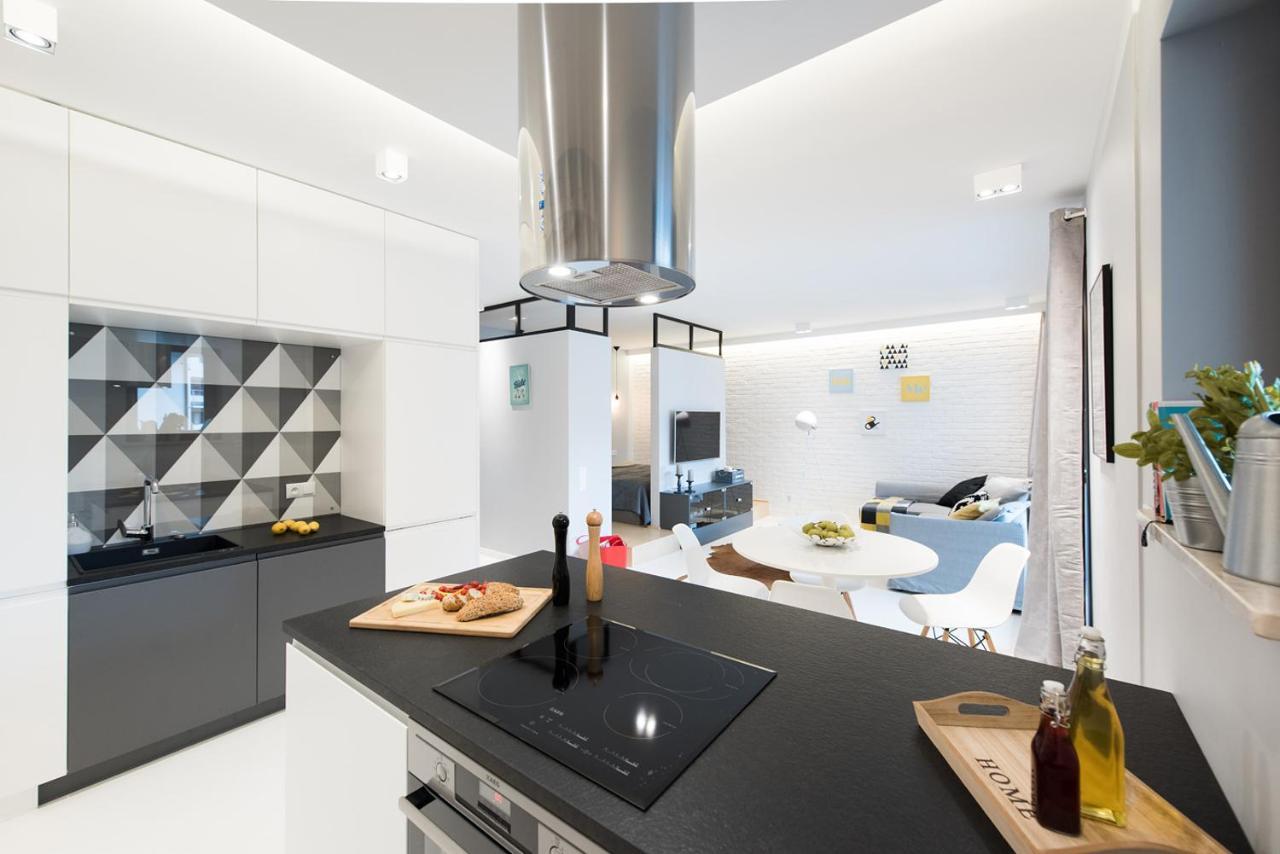Premium Apartment For Old Town & Jewish Quarter - Balcony Plus Pool Onsite Krakow Dış mekan fotoğraf