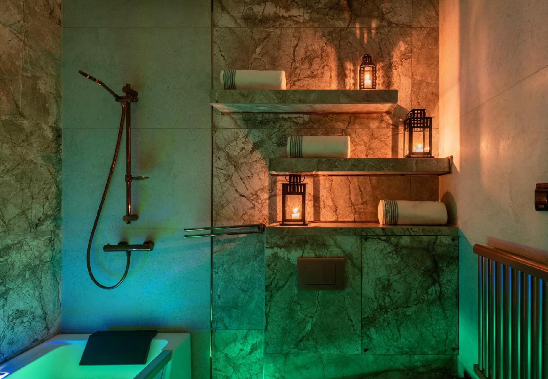 Premium Apartment For Old Town & Jewish Quarter - Balcony Plus Pool Onsite Krakow Dış mekan fotoğraf