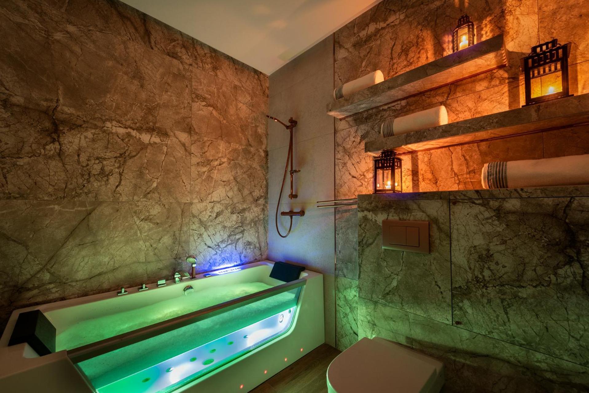 Premium Apartment For Old Town & Jewish Quarter - Balcony Plus Pool Onsite Krakow Dış mekan fotoğraf